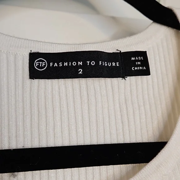 Essential Ribbed Racerback Tank - Picture 4 of 8